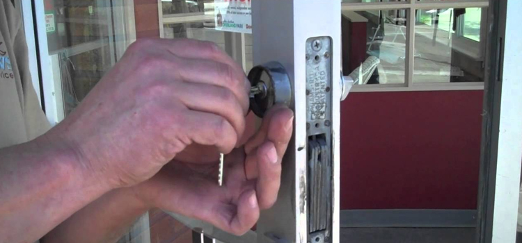 commercial door lock repair Union City